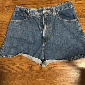 Sorry no measurements